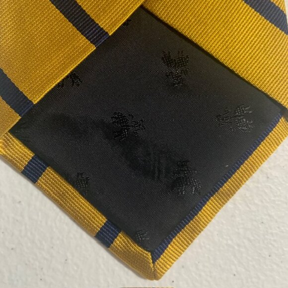 Brooks Brothers Striped Tie Lot (4 Total) - Classic Preppy Style! - Picture 13 of 13